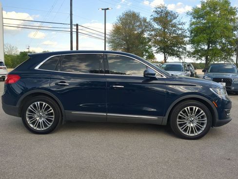 Used 2018 Lincoln MKX Reserve w/ Lincoln MKX Climate Package image 2