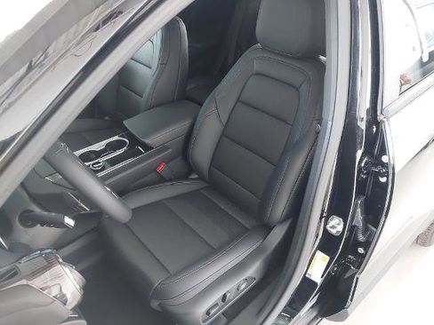 New 2026 Chevrolet Equinox LT w/ Convenience Package II FWD image 23