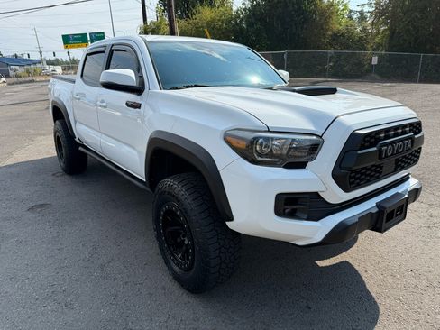 Used 2019 Toyota Tacoma TRD Pro image 7