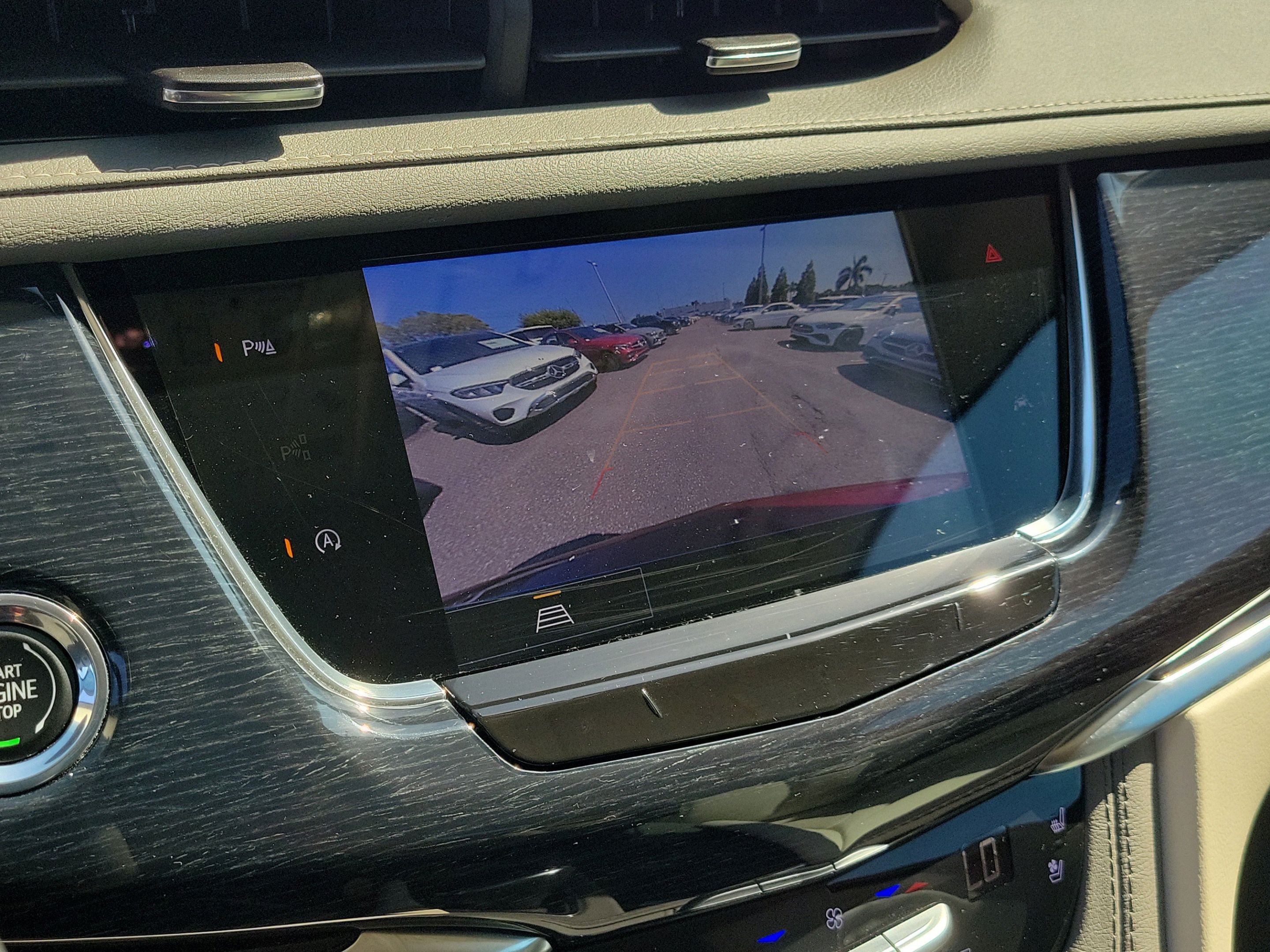 Used 2024 Cadillac XT6 Premium Luxury FWD image 27