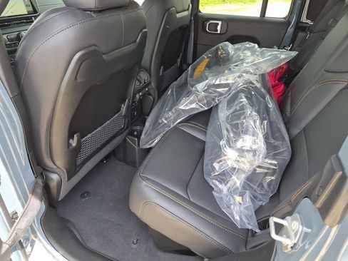 New 2026 Jeep Gladiator Sport image 12