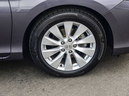 Used 2015 Honda Accord Touring image 10