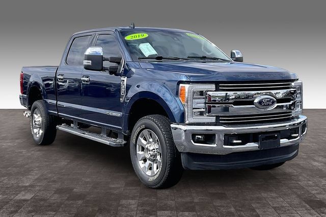 Used 2019 Ford F350 Lariat w/ Lariat Ultimate Package AWD/4WD image 11