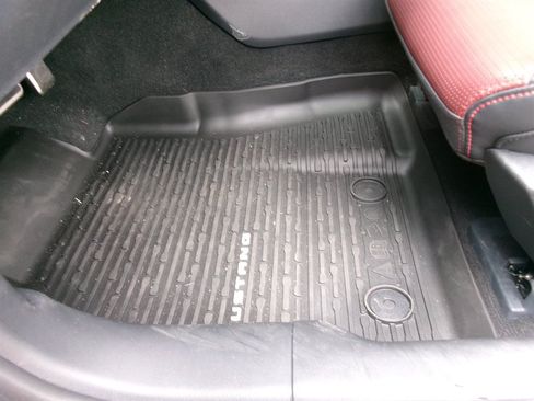 Used 2025 Ford Mustang GT Premium RWD image 14
