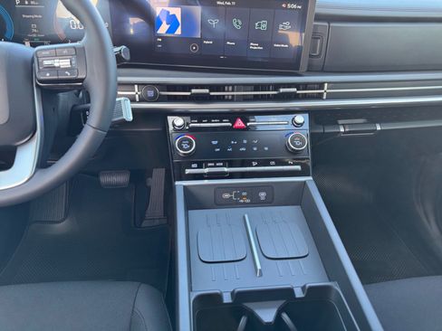 New 2026 Hyundai Santa Fe SE image 11