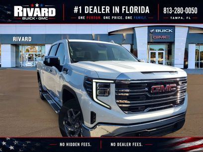 New 2026 GMC Sierra 1500 SLT w/ SLT Premium Package