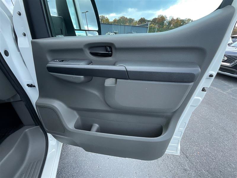 Used 2021 Nissan NV 2500 SV RWD image 12
