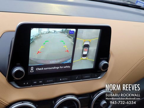 Used 2024 Nissan Sentra SV w/ SV Premium Package image 10