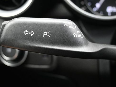 Used 2021 Alfa Romeo Giulia Ti w/ Nero Edizione image 20