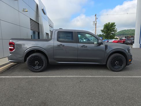 New 2025 Ford Maverick Lobo image 2