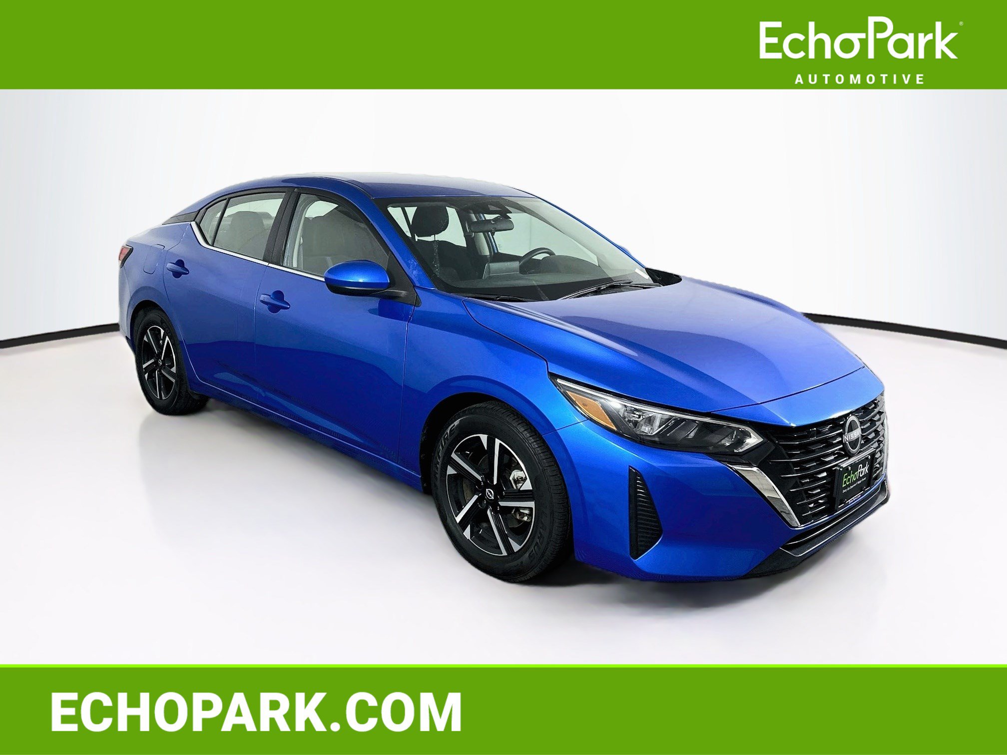 Used 2025 Nissan Sentra SV FWD image 1