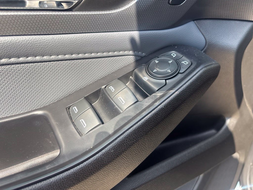 Used 2021 Chevrolet Traverse Premier AWD/4WD image 13