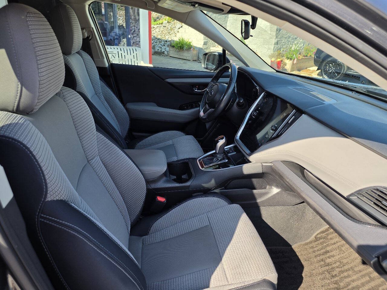 Used 2023 Subaru Outback Premium AWD/4WD image 22