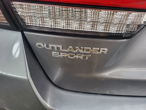 Used 2025 Mitsubishi Outlander Sport SE image 10