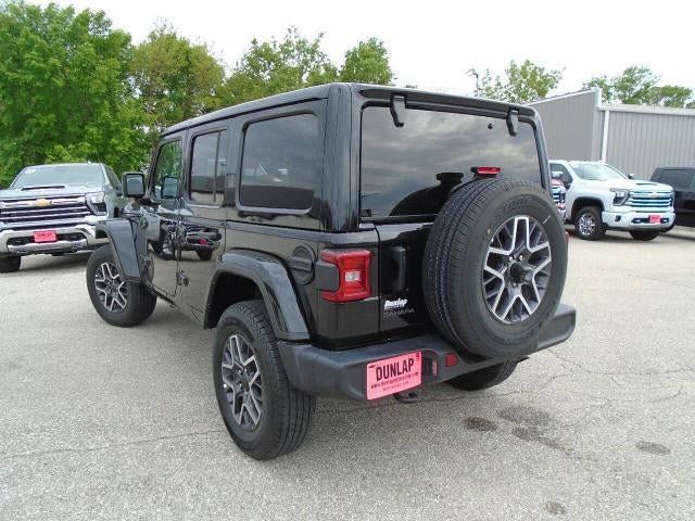 Used 2025 Jeep Wrangler Unlimited Sahara AWD/4WD image 30