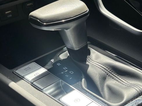 Used 2023 Hyundai Elantra SEL w/ Convenience Package image 23