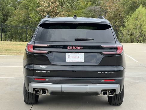 Used 2026 GMC Acadia Elevation FWD image 4