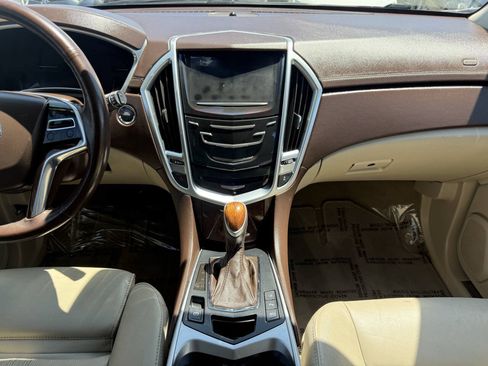 Used 2016 Cadillac SRX Luxury w/ Driver Awareness Package FWD image 18