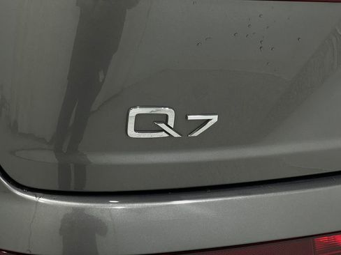 Used 2018 Audi Q7 3.0T Premium Plus w/ Premium Plus Package image 41