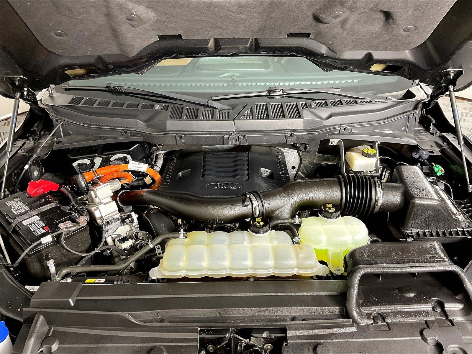 Used 2022 Ford F150 Platinum AWD/4WD image 31