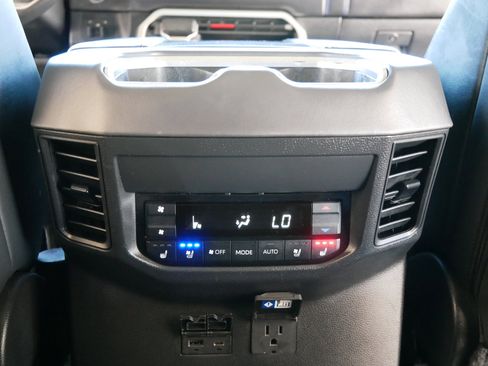 Used 2023 Toyota Sequoia 4WD image 28