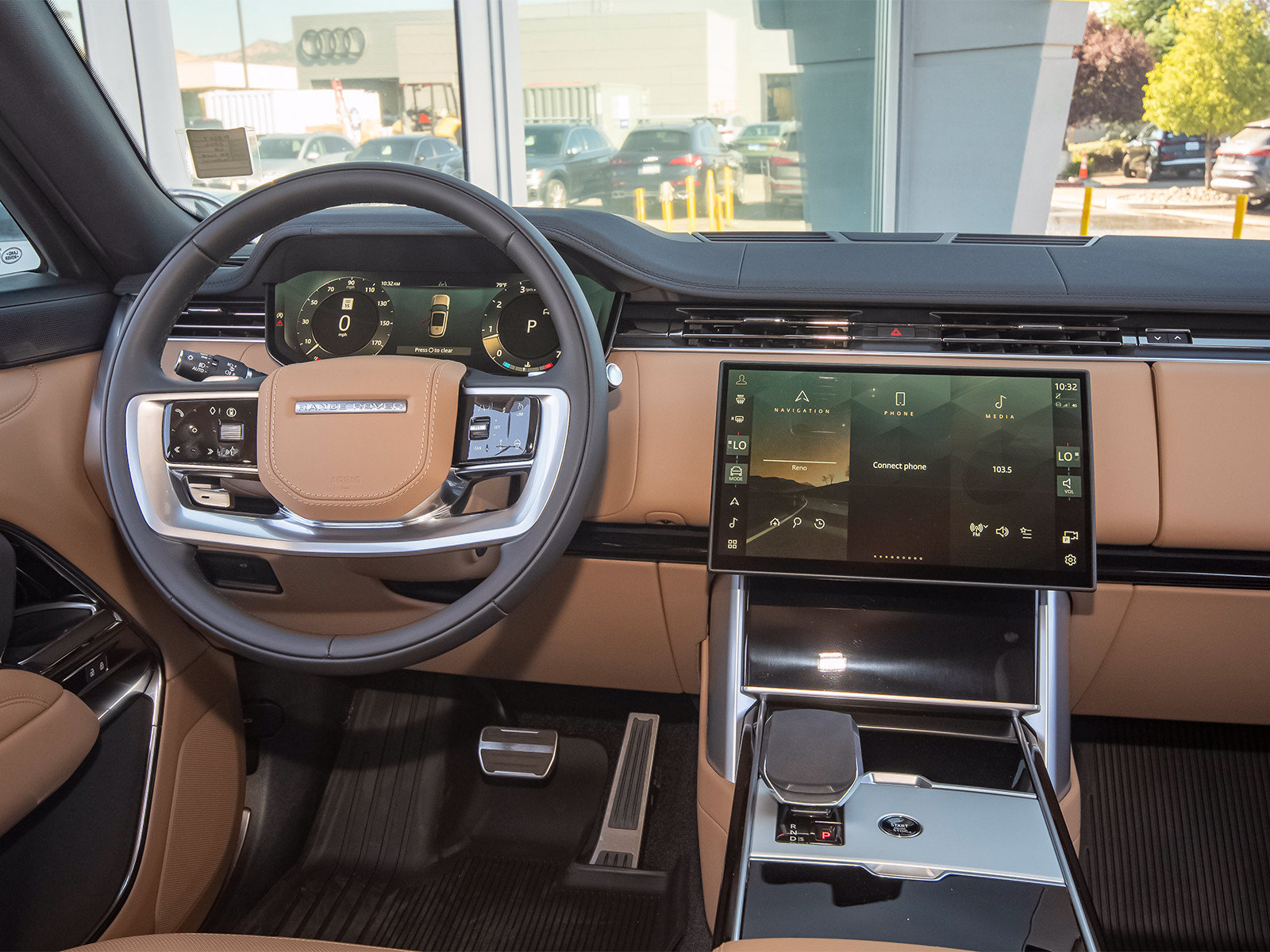 New 2026 Land Rover Range Rover Long Wheelbase SE AWD/4WD image 38