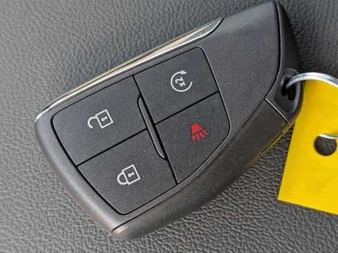 New 2026 GMC Canyon Elevation w/ Convenience Package image 30