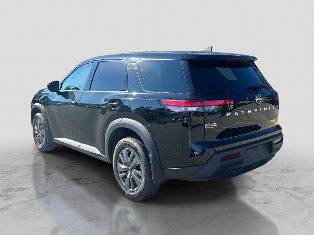 Certified 2024 Nissan Pathfinder S AWD/4WD image 3