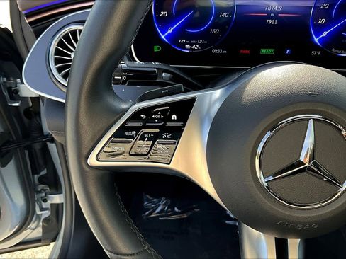 Used 2023 Mercedes-Benz EQE 500 4MATIC Sedan w/ Exclusive Trim Package image 23
