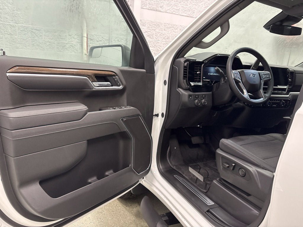 New 2026 Chevrolet Silverado 1500 RST w/ RST Select Package AWD/4WD image 15