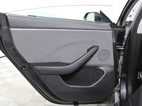 Used 2024 Tesla Model 3 Standard Range image 18
