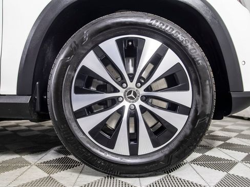 Used 2025 Mercedes-Benz GLE 450e 4MATIC image 41