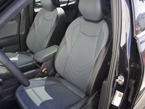 New 2026 Volkswagen Tiguan SE R-Line AWD/4WD image 12