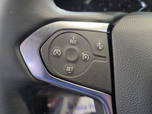 Used 2023 Chevrolet Traverse LT AWD/4WD image 21