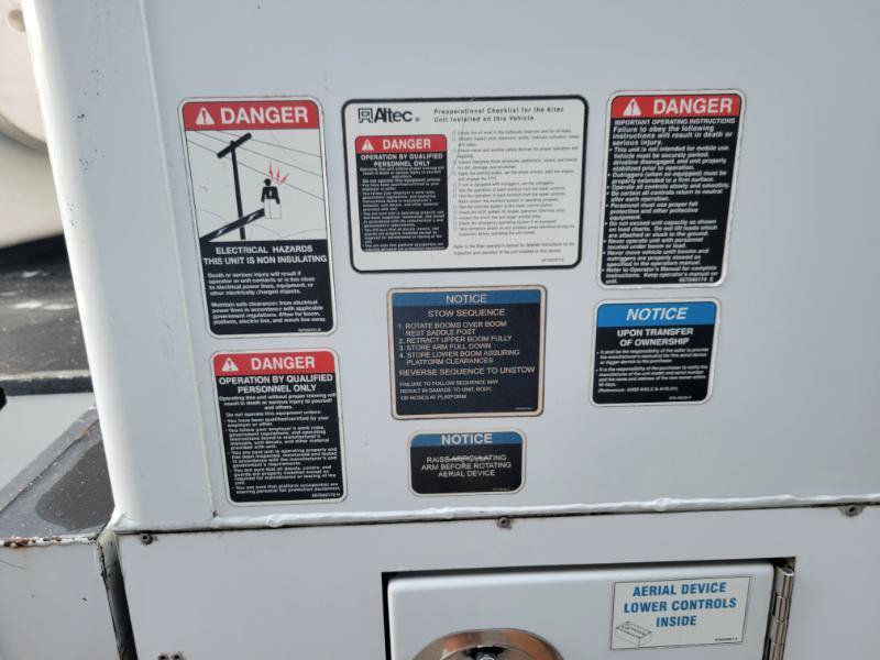 Used 2017 RAM 5500 Tradesman w/ Power & Remote Entry Group RWD image 20