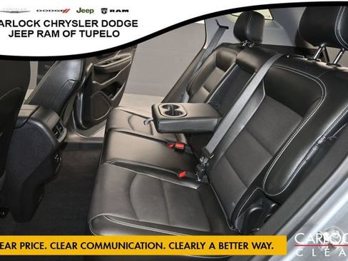 Used 2023 GMC Terrain SLT w/ LPO, Floor Liner Package AWD/4WD image 30
