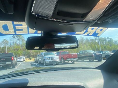 Used 2023 Dodge Charger GT w/ Blacktop Package image 19