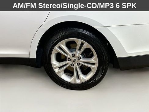 Used 2018 Ford Taurus SE image 7