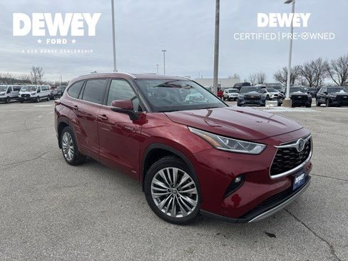 Used 2021 Toyota Highlander Platinum image 1
