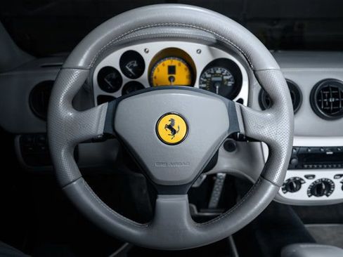 Used 2003 Ferrari 360 Spider image 11