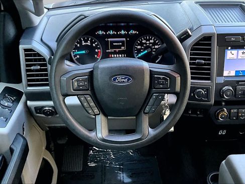 Used 2019 Ford F250 XL w/ STX Appearance Package RWD image 6