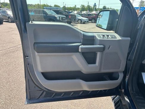 Used 2016 Ford F150 XLT w/ Equipment Group 302A Luxury AWD/4WD image 14