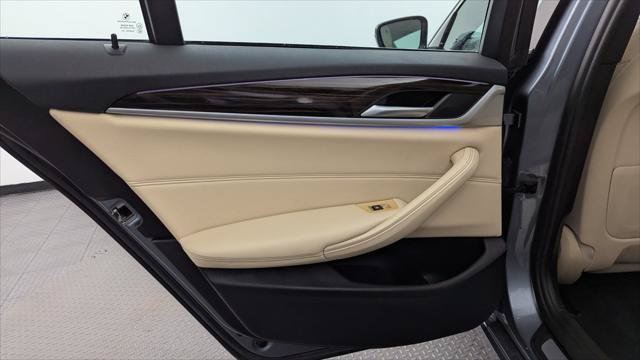 Used 2019 BMW 530e RWD image 14