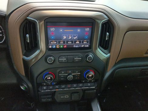 Used 2021 Chevrolet Silverado 2500 High Country w/ Z71 Off-Road Package AWD/4WD image 24