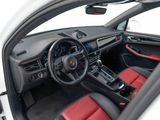 Certified 2022 Porsche Macan image 4
