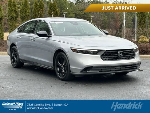 Used 2025 Honda Accord SE image 1