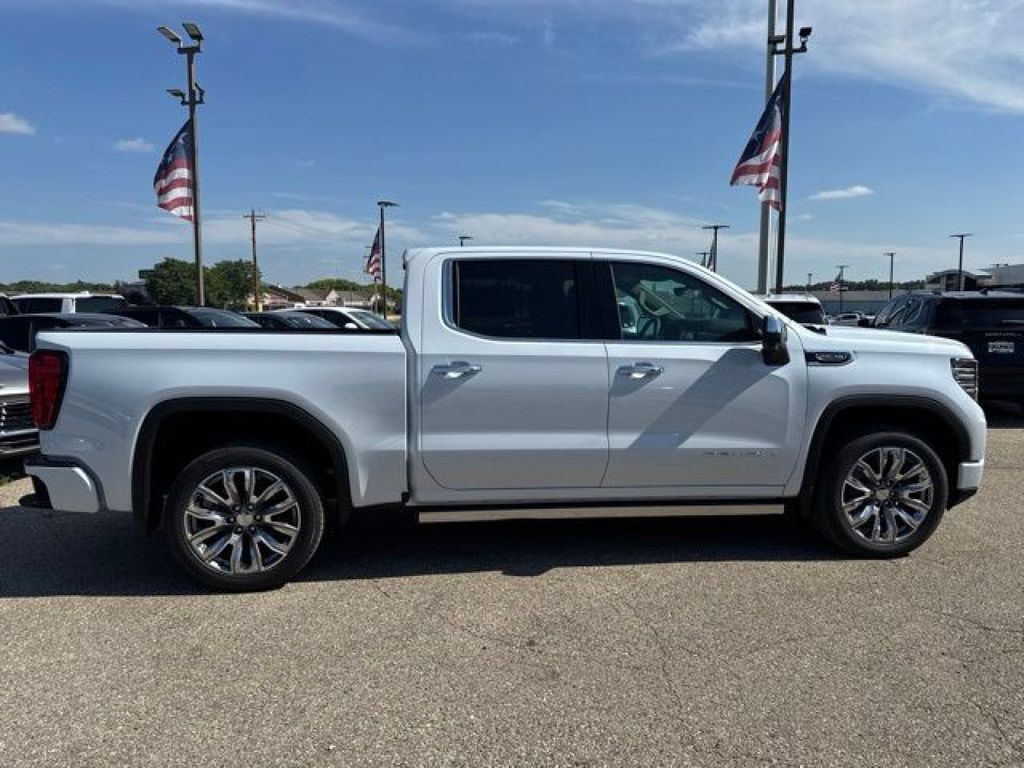 New 2026 GMC Sierra 1500 Denali AWD/4WD image 9