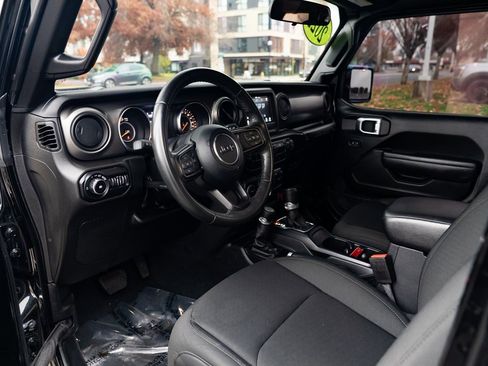 Used 2022 Jeep Wrangler Unlimited Sport image 20