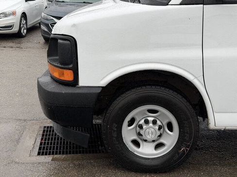 Used 2017 Chevrolet Express 2500 LS image 11