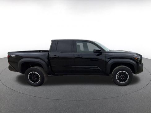 Used 2025 Toyota Tacoma SR image 16
